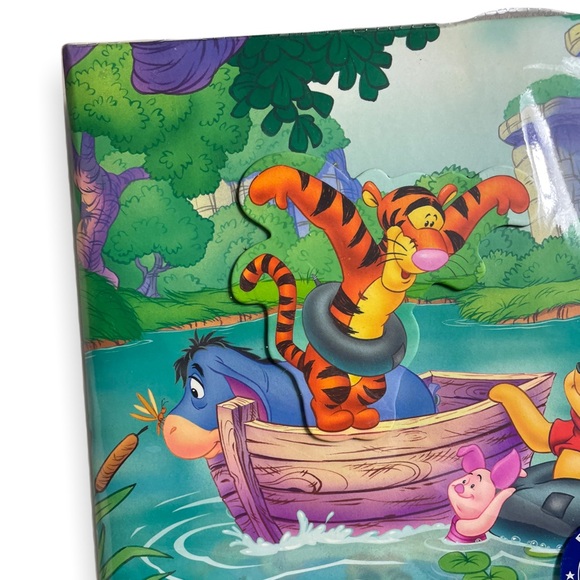 Disney Winnie The Pooh Photo Album With CD Storage Pocket 4" x 6" Pages 9x9 - Picture 2 of 8